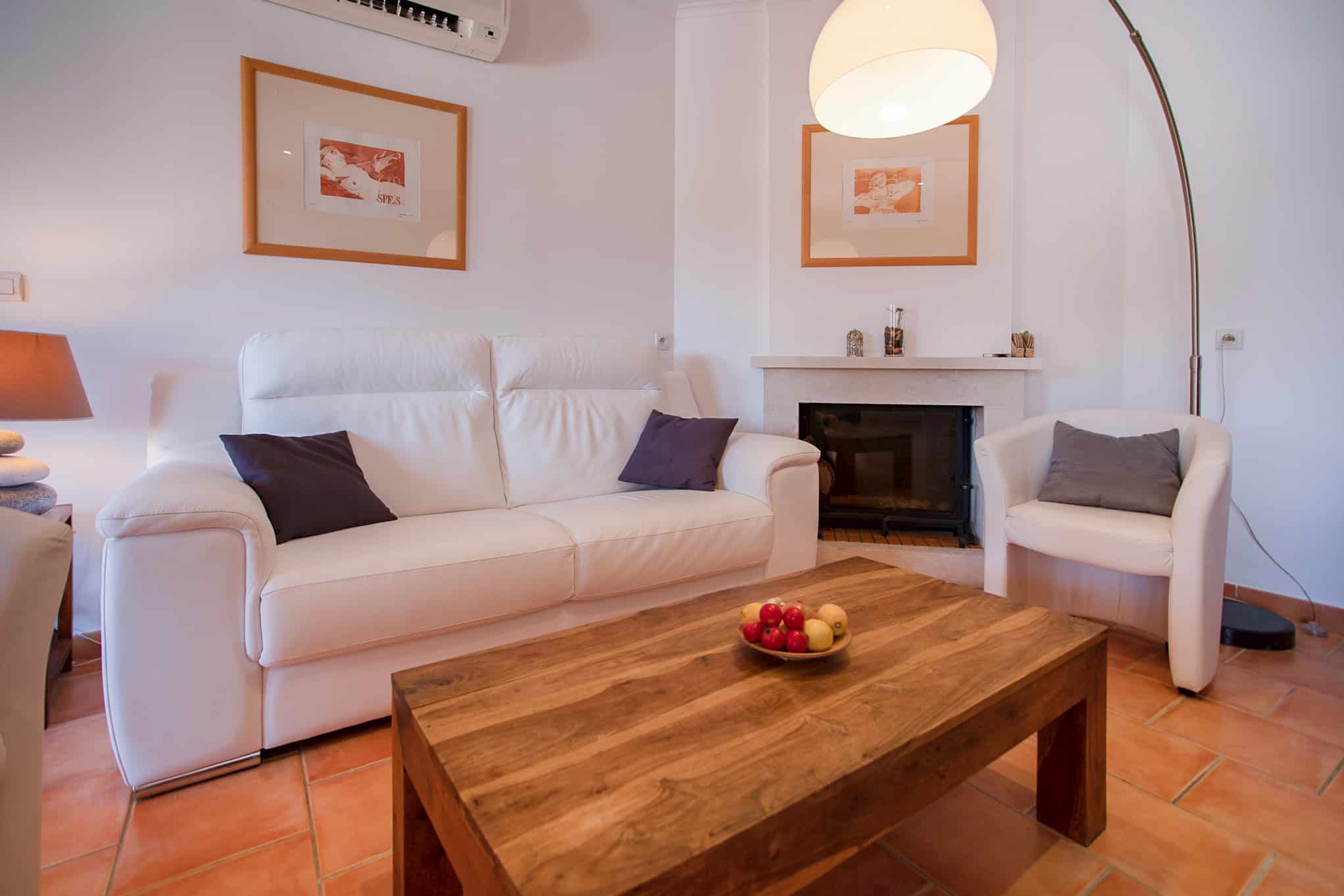 SALON VILLA 3 BIS SALON VILLA 3 BIS